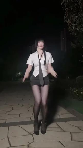 Cô gái Trung Quốc xinh đẹp đang nhảy múa 413 #shorts #tiktok #douyin #dance #beautiful