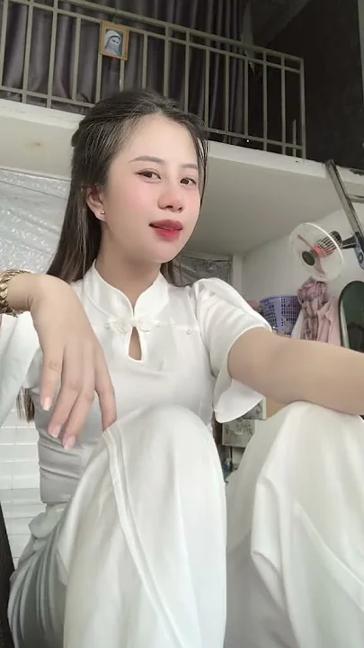 ID Tik Tok áo dài gái xinh @duyn.p